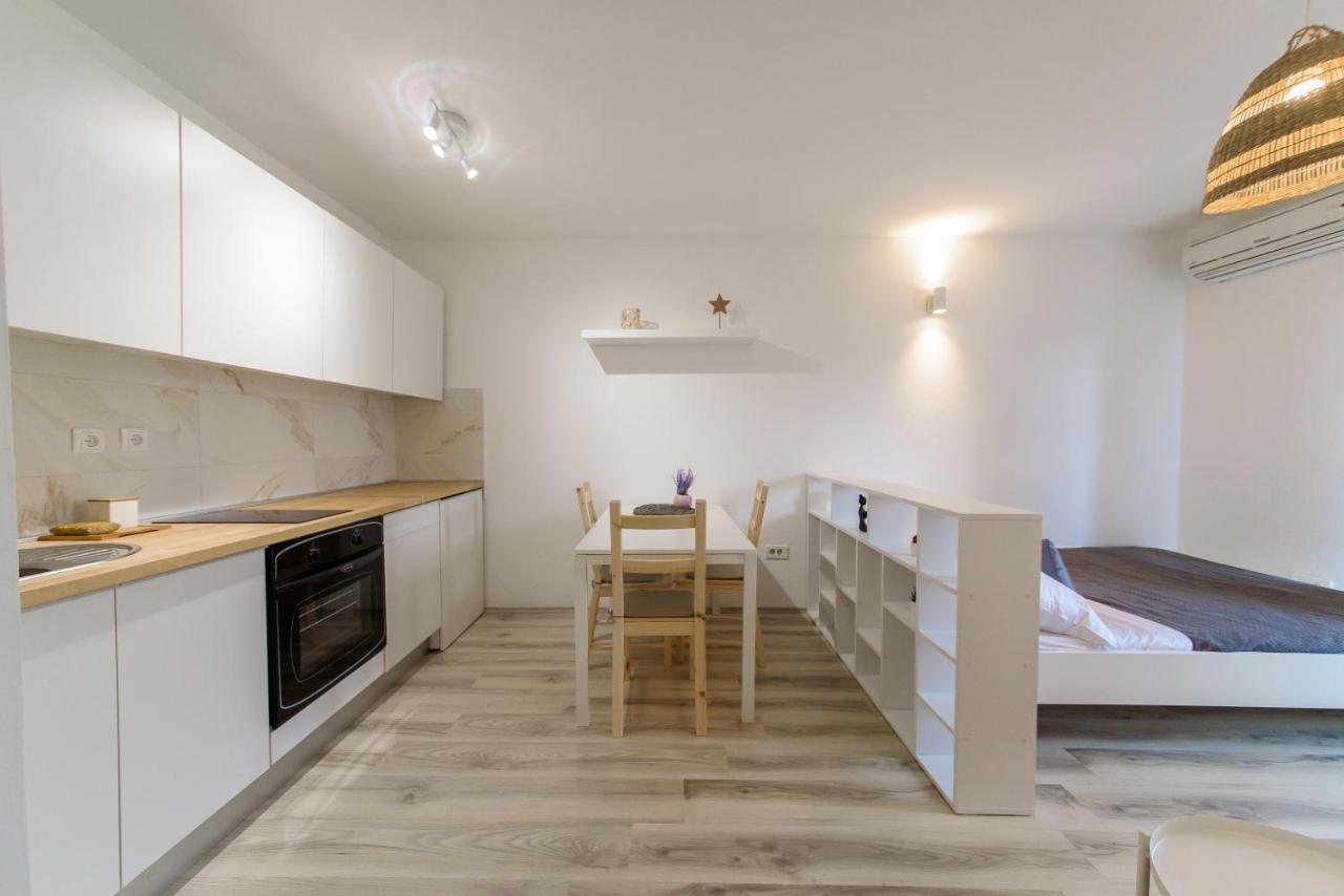 Donata Apartments Zadar Bagian luar foto
